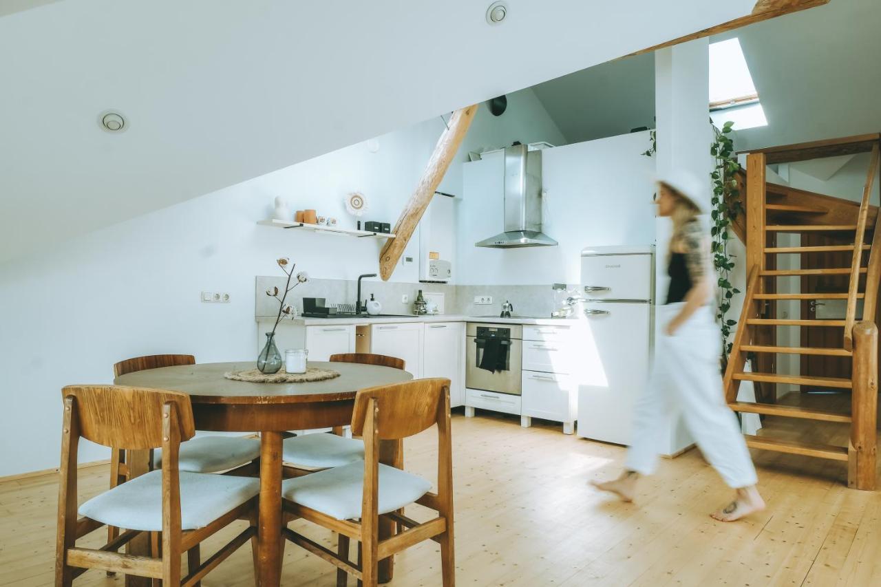 White Loft In The Riga City Center Экстерьер фото